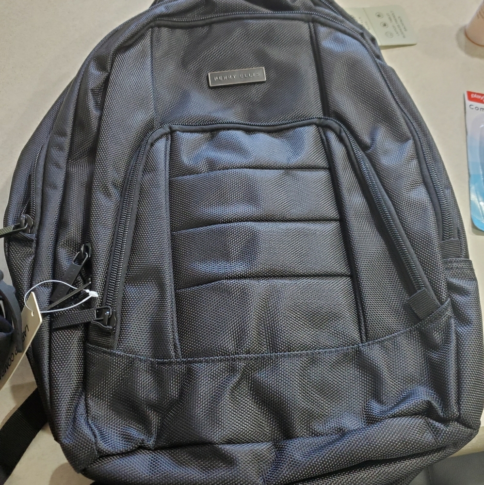Perry Ellis laptop backpack